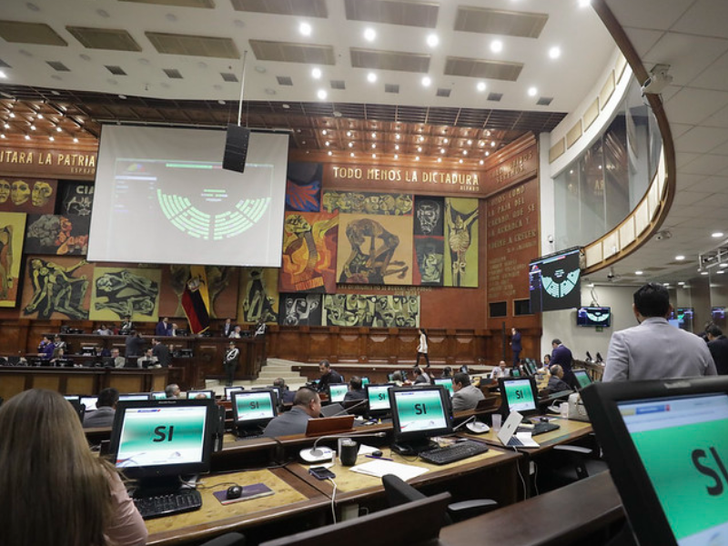Siete asambleístas del correísmo se salieron del libreto en votación de la Ley de Turismo