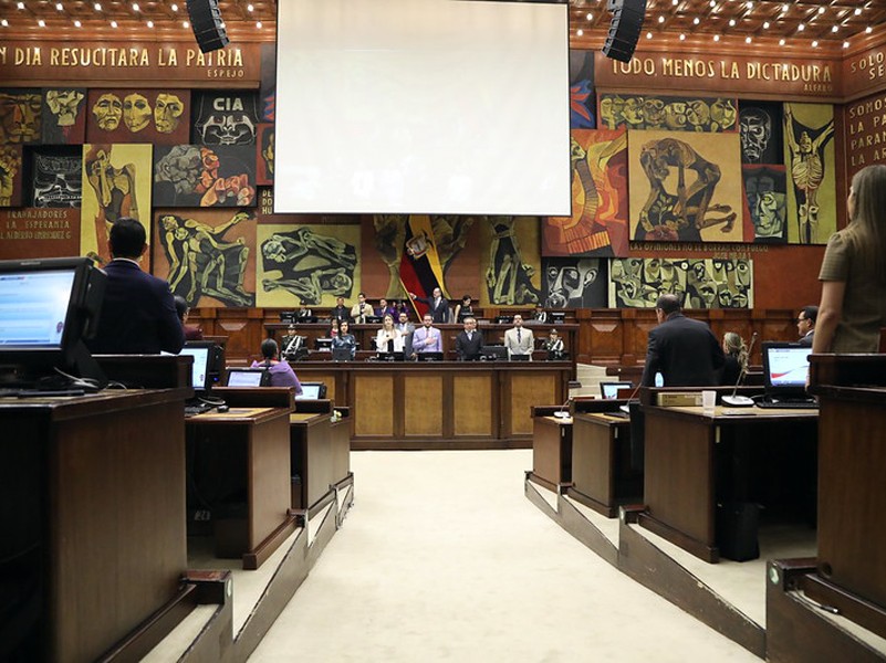 Consulta popular: Asamblea conformará comisión para tramitar proyectos de ley
