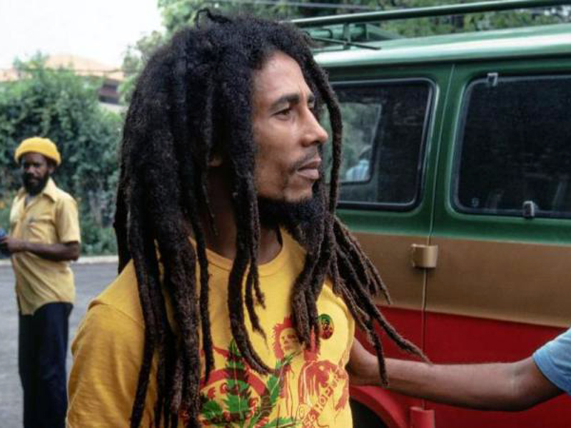 Rastafari, el movimiento religioso que empezó en los barrios pobres de Jamaica y se extendió por el mundo gracias al reggae y Bob Marley