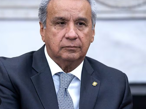 Fiscal retira pedido de orden de prisión contra el expresidente Moreno