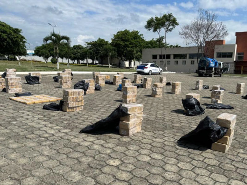 Tres procesados por el tráfico de 1.5 toneladas de cocaína en Manabí