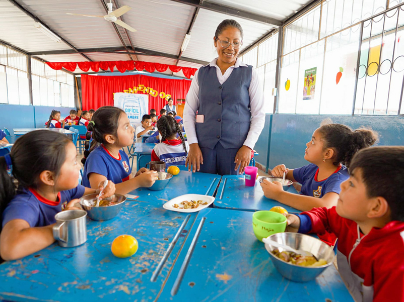 Gobierno asegura que garantizará alimentación escolar a 2,4 millones de estudiantes