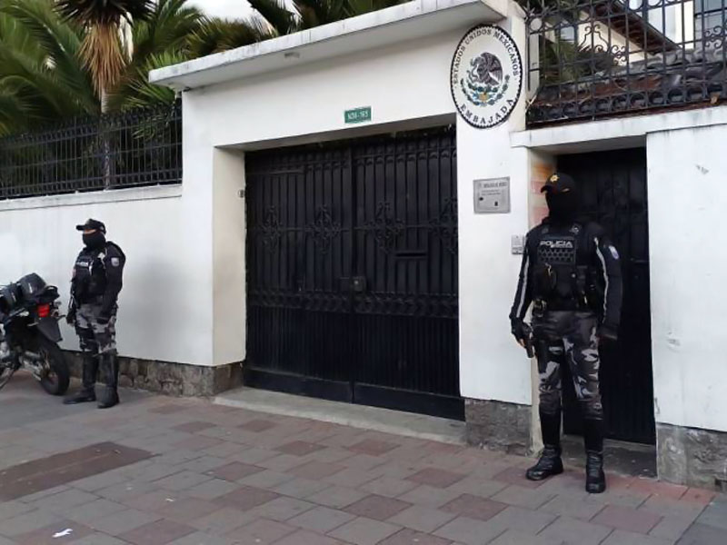 México dice que existió espionaje en embajada previo al asalto a su sede diplomática en Quito
