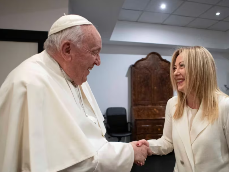 Papa Francisco participará en una reunión del G7 sobre inteligencia artificial en Italia