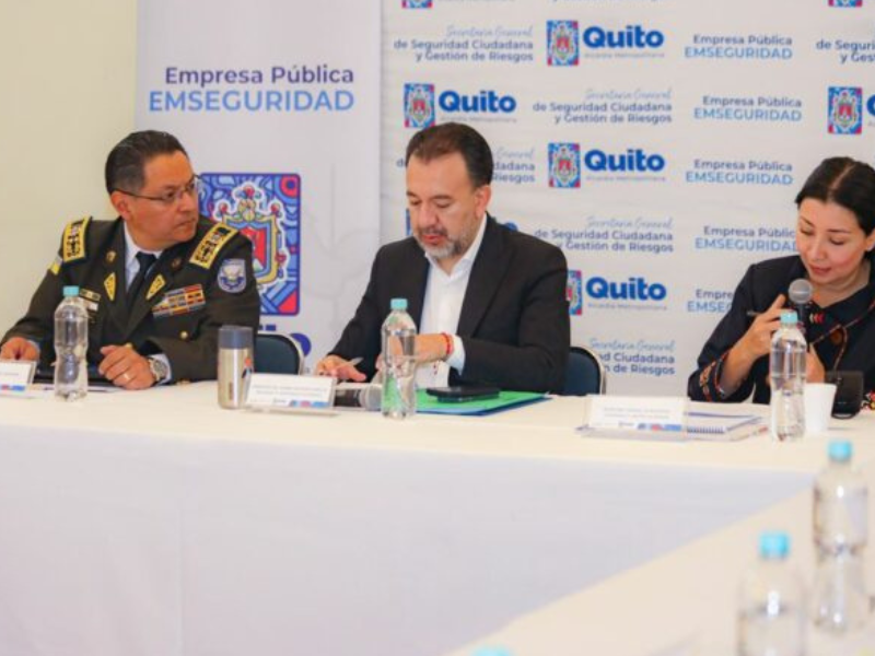 Muñoz preside primera sesión ordinaria del Consejo Metropolitano de Seguridad