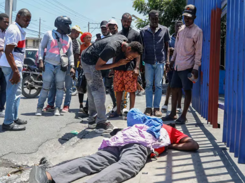 Crisis en Haití: ONU dice que casi 100.000 personas huyeron de Puerto Príncipe en un mes