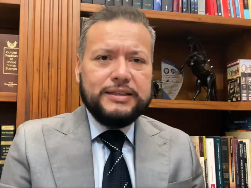 Daniel Frías renuncia al proceso de selección del nuevo Defensor Público