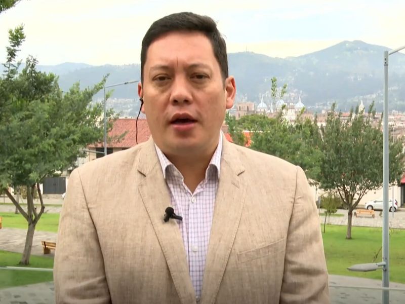 Tránsito en la vía Cuenca – Molleturo se habilitará en tres días; alcalde ofrece balance sobre afectaciones por lluvias
