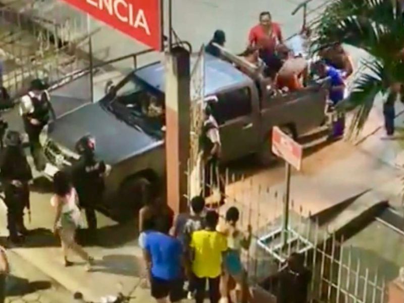 Policía y FFAA refuerzan seguridad en Camilo Ponce Enríquez, tras ataque armado