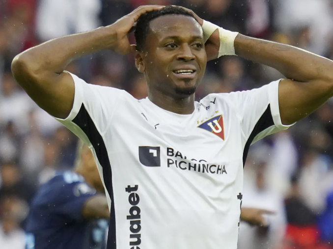 Liga de Quito cae ante Junior y queda al borde de la eliminación en la Libertadores