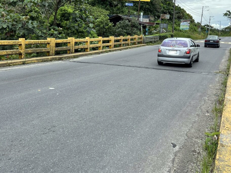 Vía Puyo-Baños estará cerrada este viernes 17 de mayo