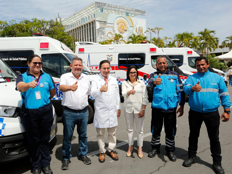 24 ambulancias para ocho provincias
