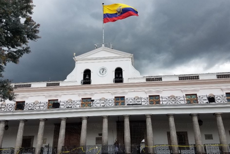 Gobierno decreta alivios financieros y diferimiento de deudas por emergencia