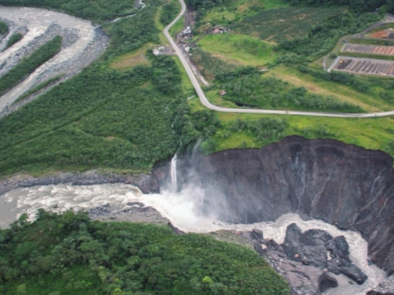 Avance de la erosión del río Coca amenaza la operación del OCP en Napo