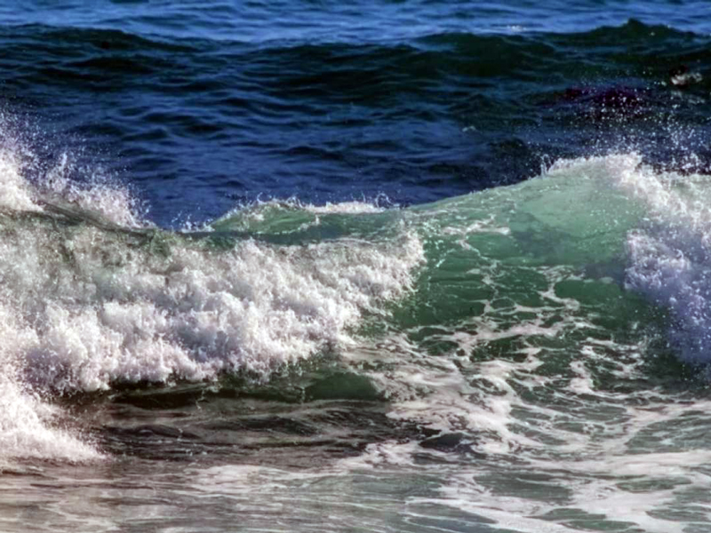 Inocar alerta de oleaje en 41 playas del país este martes