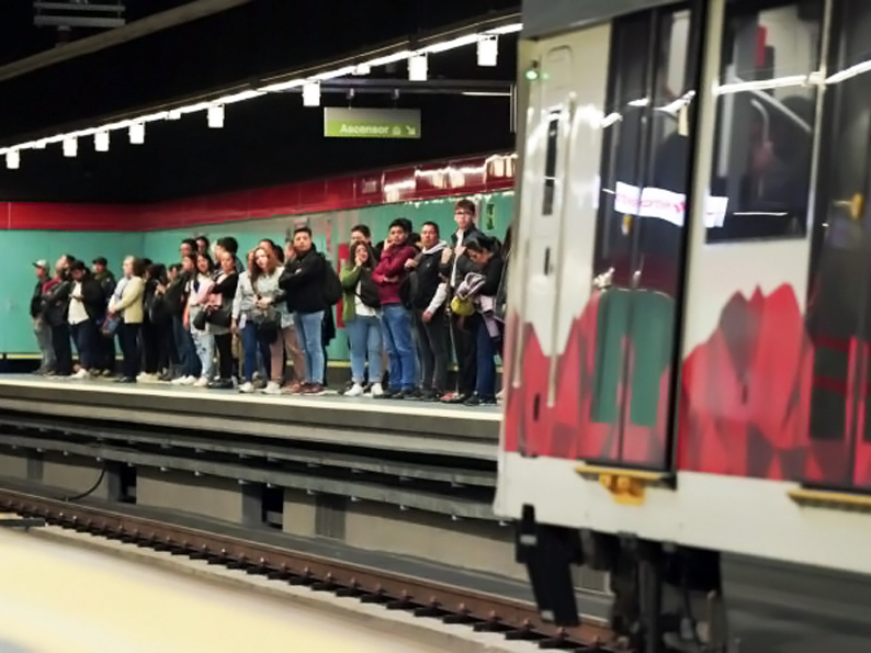 201 mil traslados en un día: el Metro de Quito rompe record de viajes