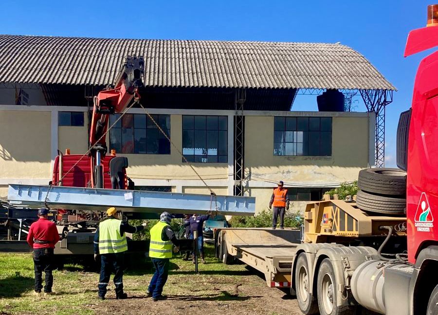 Puente Bailey en la carretera Baños-Puyo, anuncia el ministro de Transporte Roberto Luque