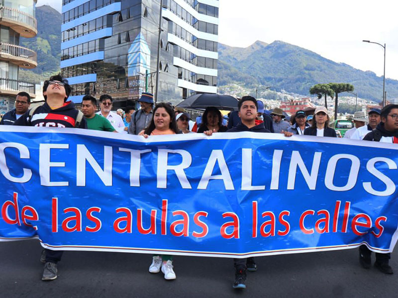 32 docentes a contrato de la Central no cobran desde mayo, por la controversia electoral