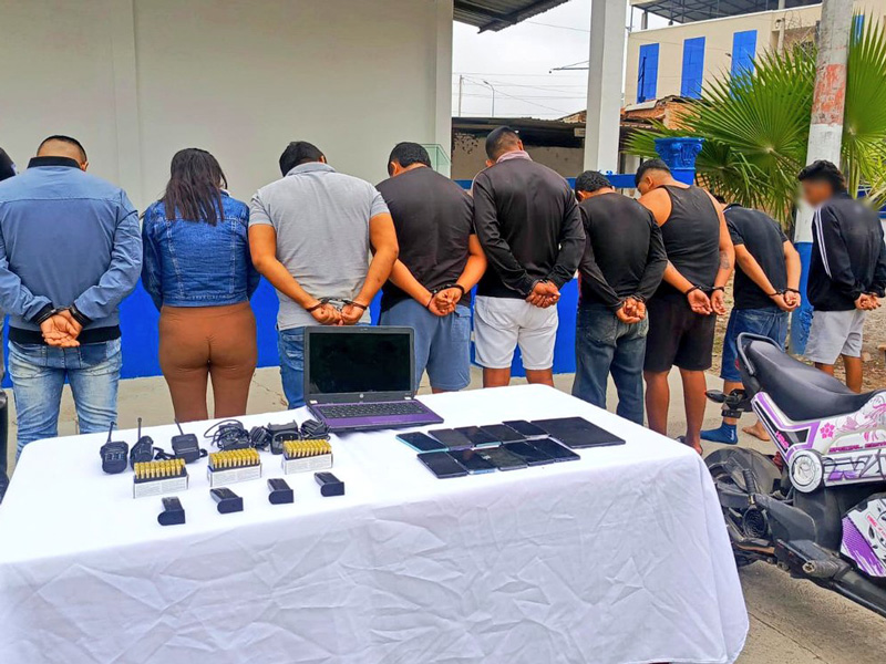 Policías peruanos formaban parte de red que traficaba ilegalmente armas hacia Ecuador