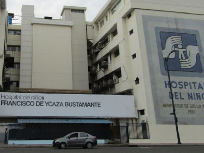 Contraloría analiza procesos de contratación en hospital del niño de Guayaquil