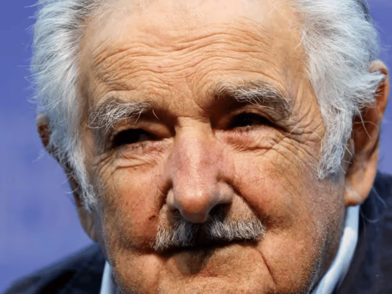 José Mujica conmueve a seguidores al anunciar su cercana ‘retirada de donde no se vuelve’