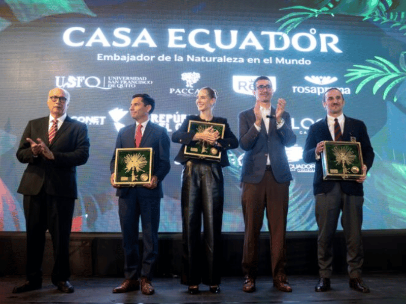 Valbonesi y Pérez, embajadores de ‘Casa Ecuador París 2024’