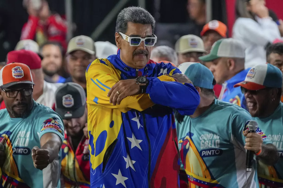 Maduro se ratifica ganador, aunque denuncia hackeo electoral masivo