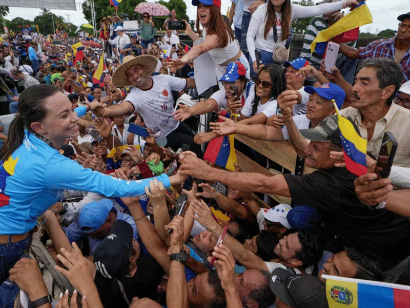 ‘Maduro es pasado, ya lo derrotamos’: María Corina Machado durante campaña