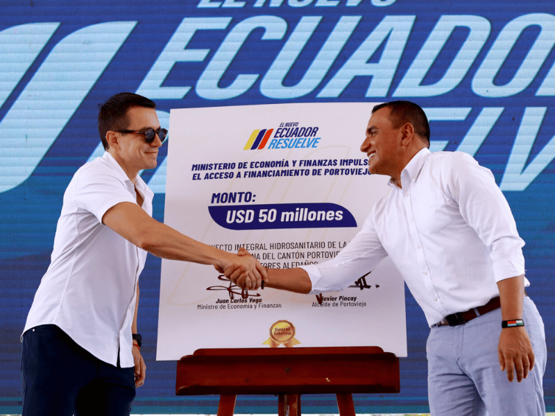 Noboa firma garantía soberana para megaproyecto hidrosanitario en Portoviejo