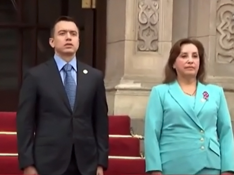 Dina Boluarte recibe a Daniel Noboa en el Palacio de Gobierno de Perú