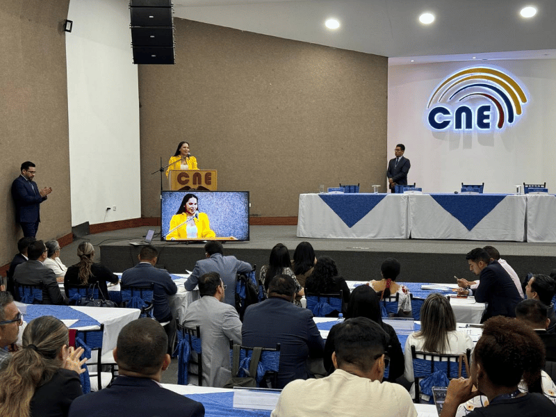 CNE capacita a vocales para elecciones generales 2025