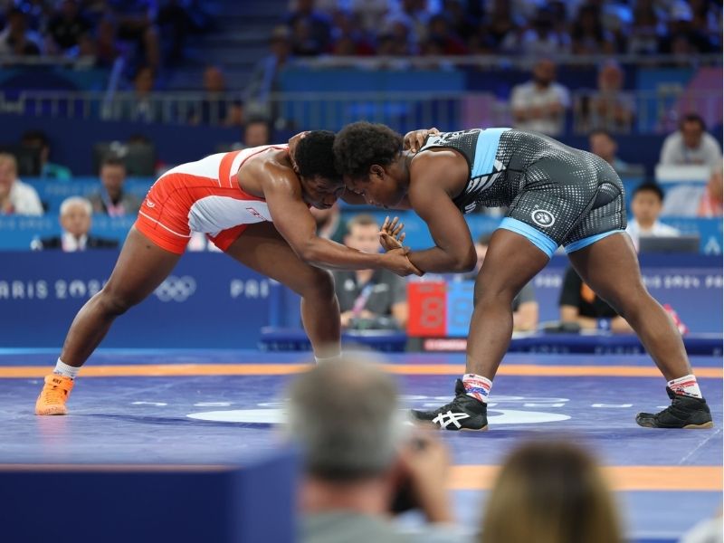 Génesis Reasco logra en París  el sexto diploma para Ecuador tras reñida lucha por el bronce