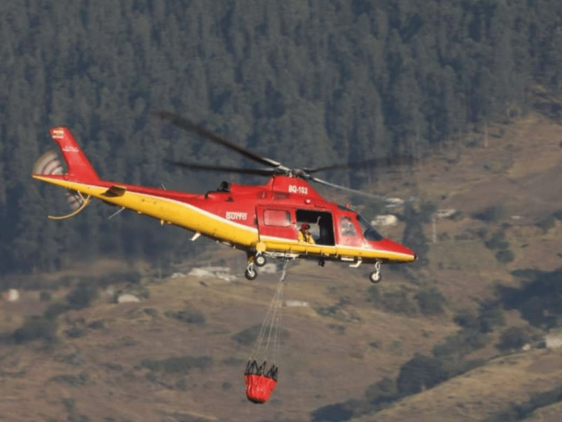 Incendio forestal en Itulcachi continúa activo