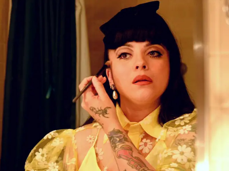 Mon Laferte se revela en un íntimo documental en Netflix