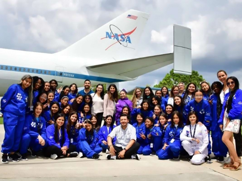 Programa de la NASA ‘She is’ incluye a niñas ecutorianas