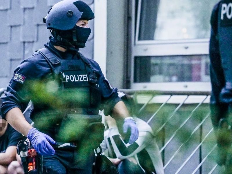 Autor de ataque con cuchillo en Alemania se entrega