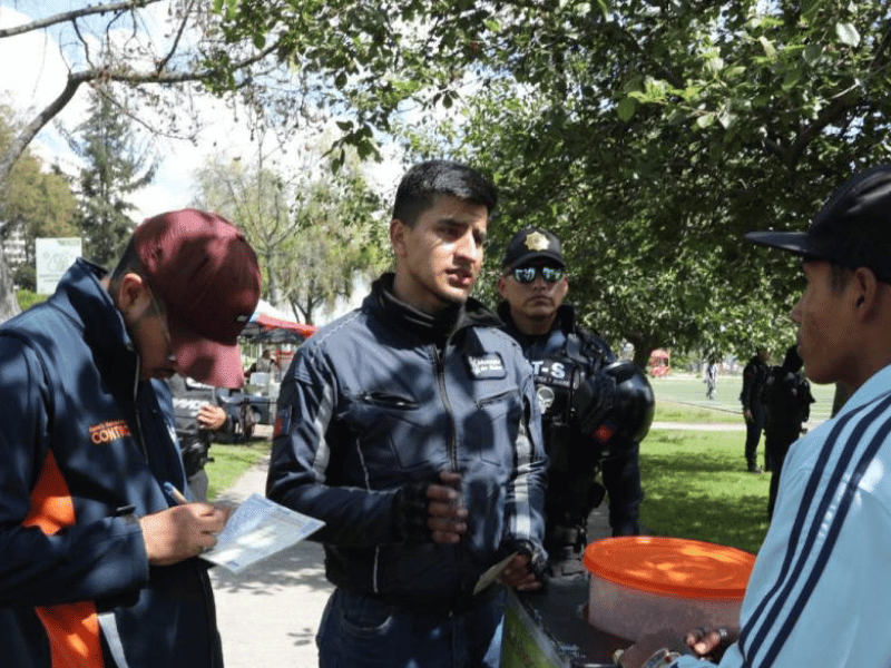 AMC realiza controles en el parque La Carolina para evitar el comercio informal