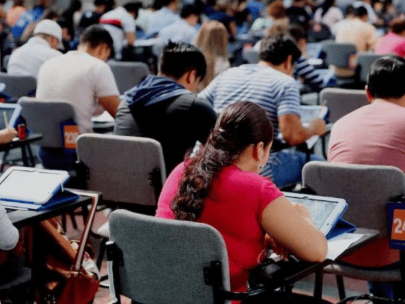 Institutos superiores públicos tendrán clases hasta las 20:00 este miércoles