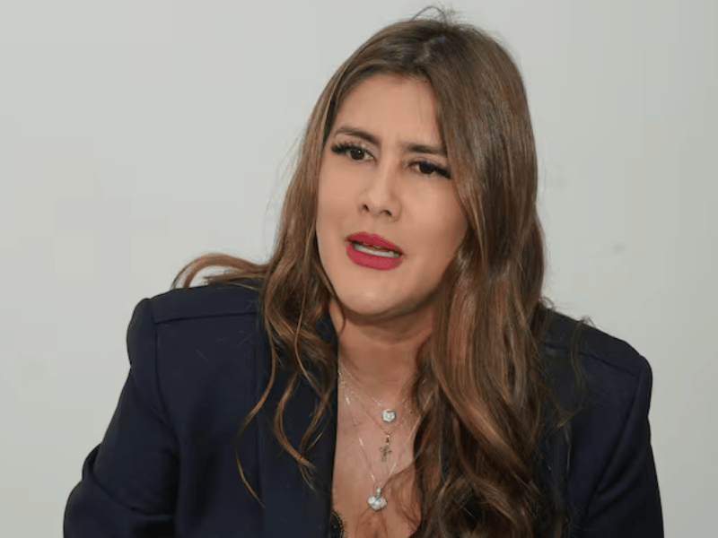 Cristina Reyes: cuando el río suena, piedras trae y en Ecuador suenan apagones