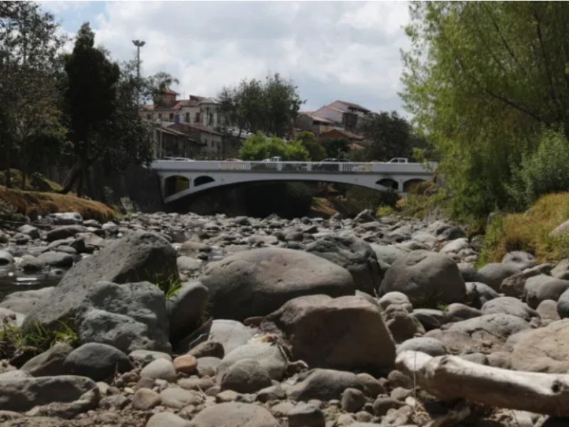 El río Tomebamba de Cuenca vuelve al estiaje