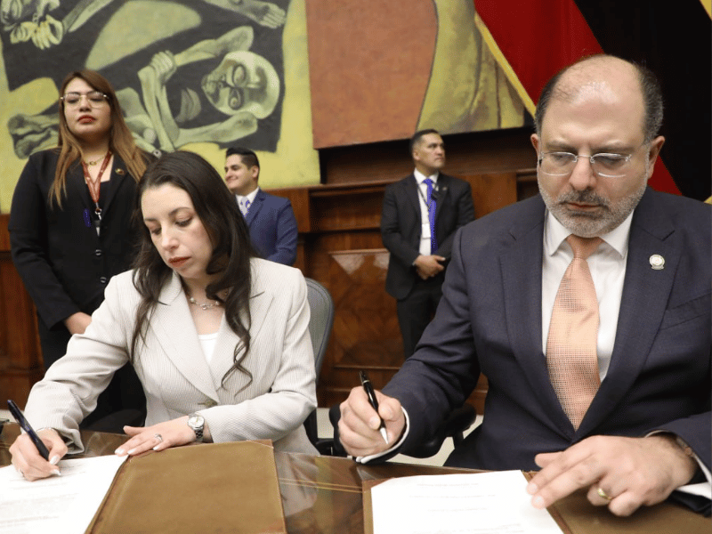 Christina Murillo fue posesionada como Superintendente de Economía Popular