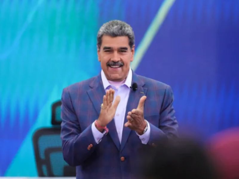 El dictador Nicolás Maduro, lo hizo de nuevo, adelantó la Navidad en Venezuela 