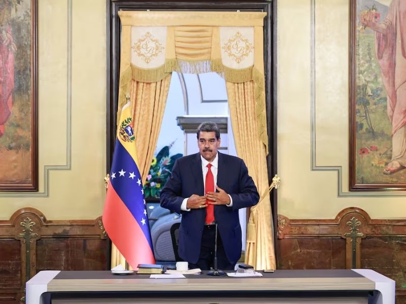 Maduro adelanta la Navidad en medio de crisis política en Venezuela