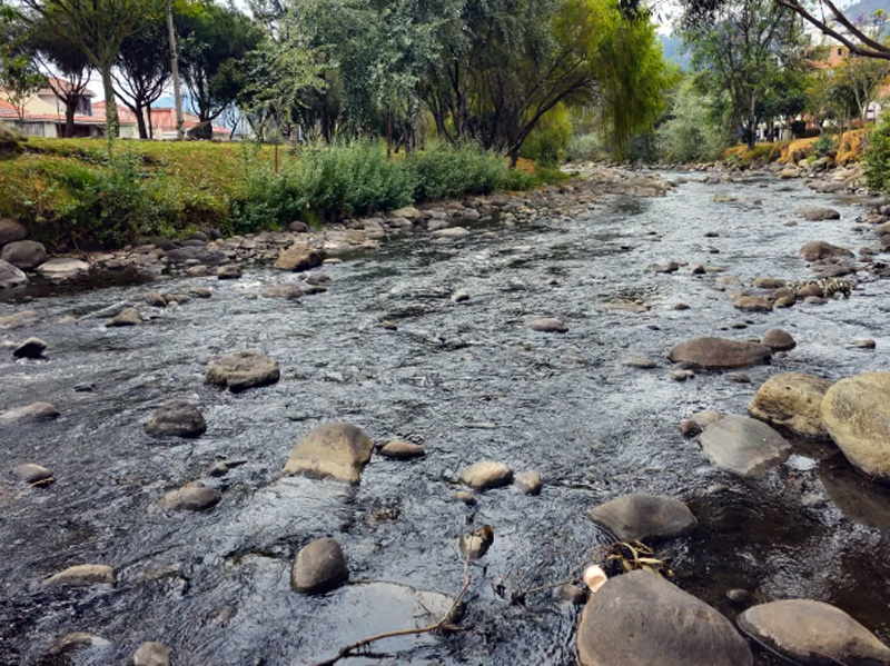 Ríos de Cuenca siguen con niveles bajos pese a las lluvias recientes