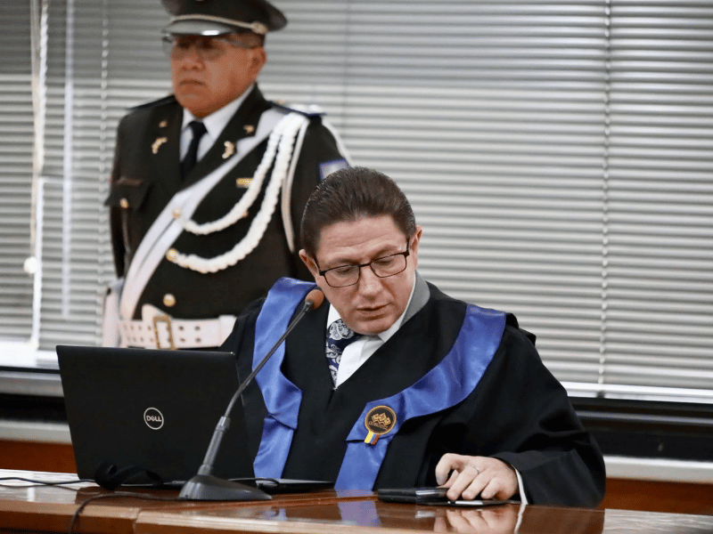 Juez mantiene prisión para procesados en caso Plaga