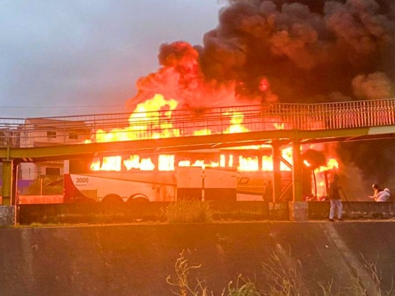 Enfrentamiento entre hinchas de Cruzeiro y Palmeiras deja un muerto y 12 heridos en Brasil