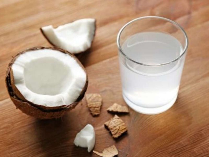 Arcsa alerta sobre bebida de coco contaminada con metanol: inmovilizado por alto riesgo sanitario