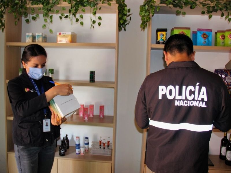 Incautan más de 100 productos con cannabis en Loja por falta de permisos