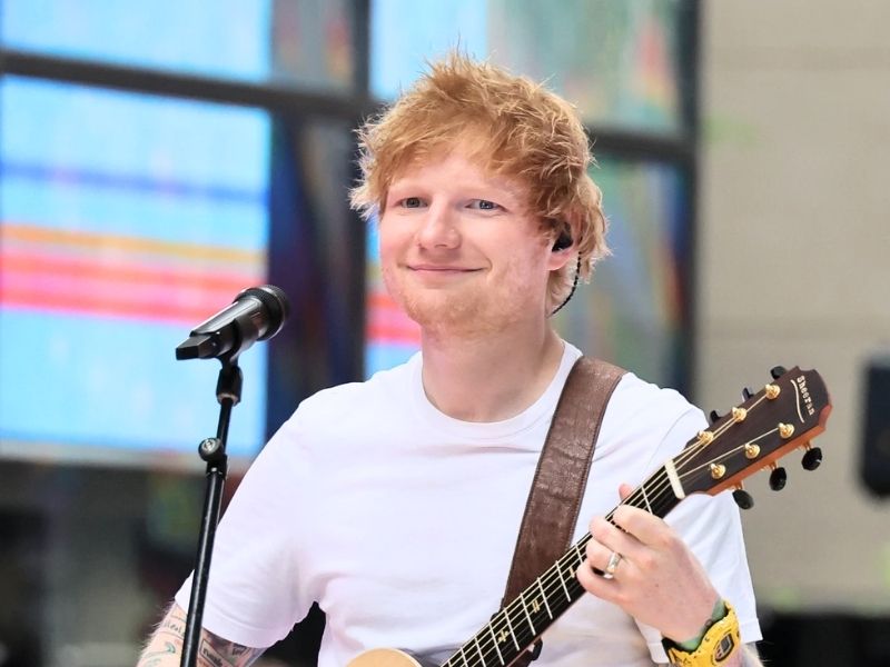 Ed Sheeran sorprende a fan en emocionante encuentro durante grabación de video musical