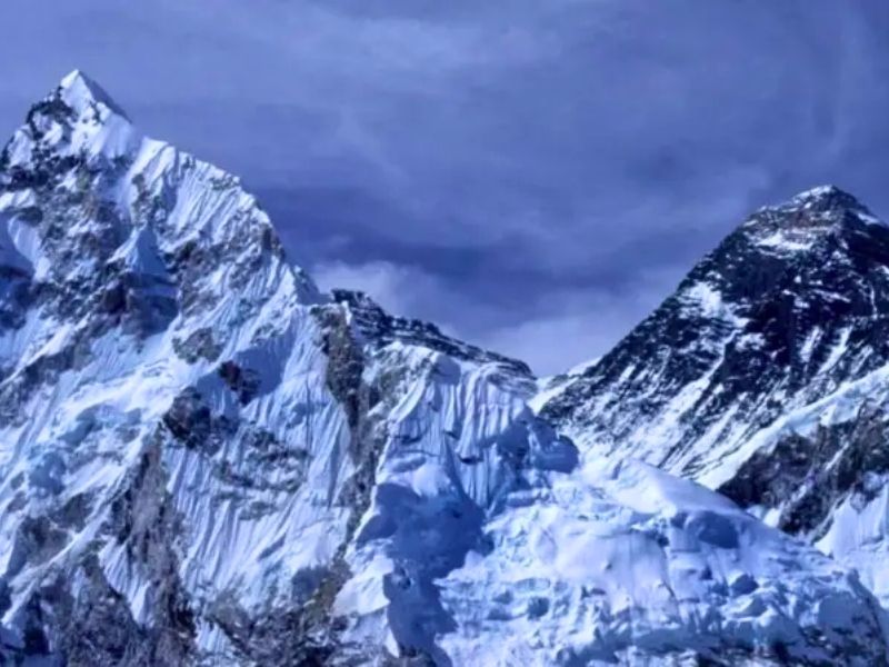 La sorprendente razón por la que el Everest crece 2 milímetros al año